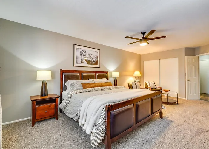 2 White Mountain Condos! 1/2 Mi To Country Club Holiday home *