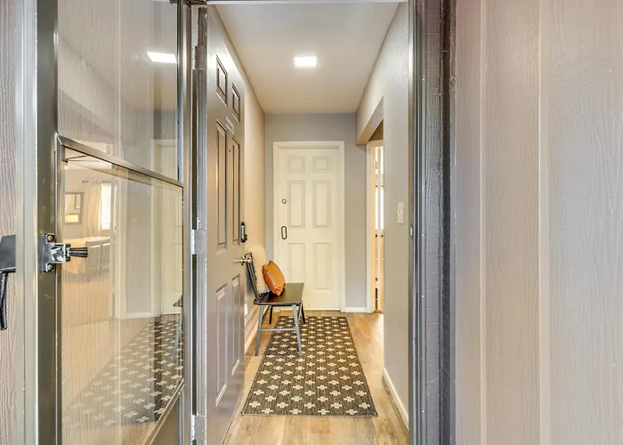 Holiday home 2 White Mountain Condos! 1/2 Mi To Country Club *